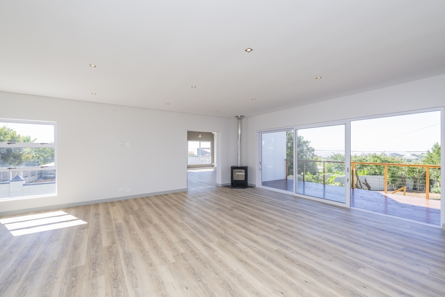 4 Bedroom Property for Sale in Welgemoed Western Cape